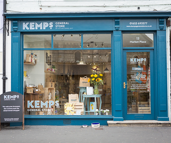 Kemps General Store: Exterior